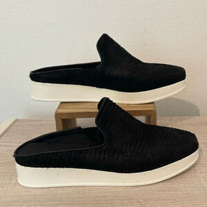 Antelope Sail Away Black Textured Slip On Shoes Leather Boho  Size 39 US 8